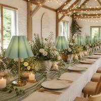 Lámpara de Mesa Táctil Recargable con Dimmer, MOQ Bajo, Pantalla de Tela Blanca con Volantes, Base de Metal Dorado, Luz Decorativa para Eventos y Bodas