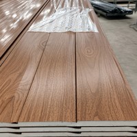 Panneau sandwich à grain de bois, isolé en PU, pour murs et toitures, bardage composite métallique pour entrepôts et bâtiments extérieurs