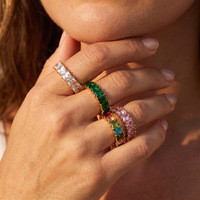 Bague ouverte carrée de luxe léger en acier inoxydable plaqué or 18 carats incrustée de zircons colorés, bijoux de mode pour femmes, inaltérable