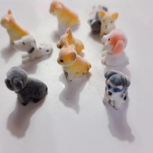 Personalizada de plástico lindo mini flocado perro estatuilla de juguete para los niños - Product Image 3