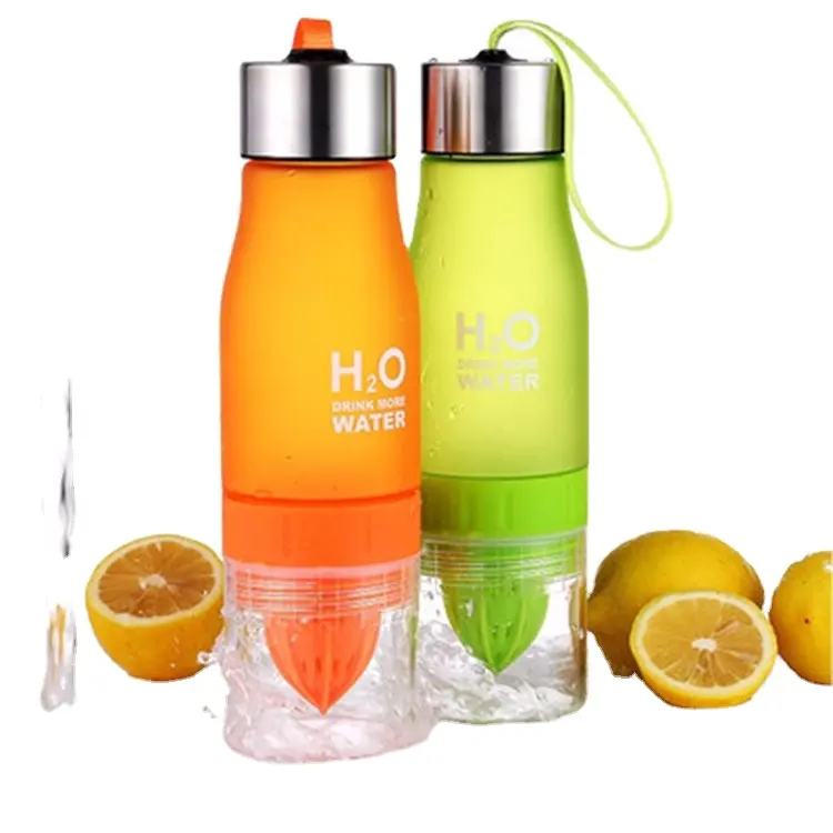 Bouteilles d'eau colorées de 650ml sans BPA pour boire du citron, infuseur de fruits