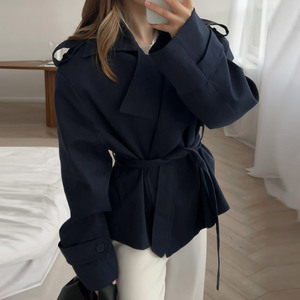 Cappotto Invernale di Lusso da Donna 2026, Giacca Corta Calda e Alla Moda con Cintura e Colletto Rovesciato - Product Image 3