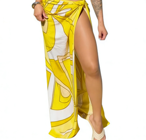 Copricostume da Spiaggia Personalizzato in Rayon Sostenibile per Donna, Stampa Floreale Dipinta a Mano, Sarong Hawaiano - Product Image 1