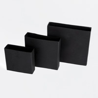 Boîte de présentation 3D carrée flottante pour broches, boucles d'oreilles, bracelets, étui de suspension en film PE transparent, rangement anti-poussière pour épingles en émail et lunettes