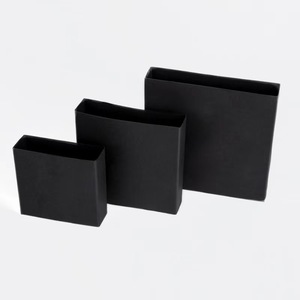 Boîte de présentation flottante carrée 3D avec film PE transparent, étui de suspension anti-poussière <span class=keywords><strong>pour</strong></span> épingles en émail, lunettes et collection de pierres précieuses - Product Image 4