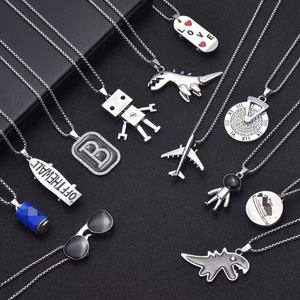 Collier Hip-hop en Acier Titane Tendance Style Métallique pour Hommes, Pendentif Polyvalent pour Club, Longue Chaîne de Pull - Product Image 6
