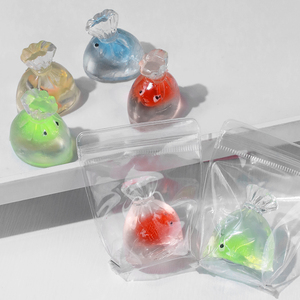 Bolsa Transparente al por Mayor con Diseño de Pez Dorado, Juguete Antiestrés de TPE Suave y Elástico, Regalo Unisex para Niños y Adultos - Product Image 2