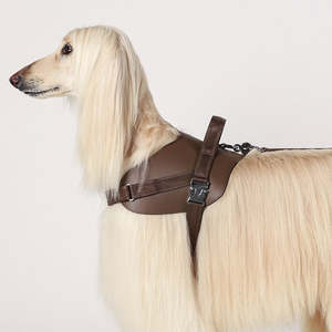 Arnés de lujo de cuero vegano para perro, marca privada, sin tirones, tipo chaleco, con hebilla metálica Cobra, venta al por mayor - Product Image 4