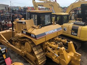 ผู้จัดจำหน่ายเครื่องจักรก่อสร้างทางวิศวกรรมที่ดีที่สุด รถดันดินไฮดรอลิกแบบตีนตะขาบ รุ่น D7r - Product Image 4