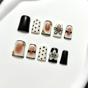 Uñas postizas de pico de pato hechas a mano con diseño 3D de lunares y punta francesa, reutilizables, de cobertura completa, al por mayor - Product Image 4