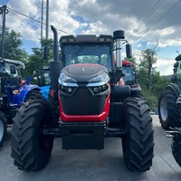 Tracteur agricole 4x4 diesel 150 CV à transmission par engrenages, puissance élevée, compatibilité polyvalente des équipements, moteur robuste