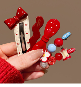2026 New Popular Design Cute Sweet Exquisite Hairpin Cartoon Style Girl's Acrylic Hairpins Fashionable Jewelry Wholesale - Product Image 3