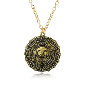 Wholesale Europe America Movie Jewellery Caribbean Pirates Necklace Aztec Gold Coin Chain Men's Skull Necklace Pendant