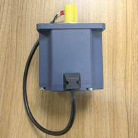Moteur à aimant permanent AC à angle droit compact avec réducteur, 220V, 15W-500W, couple constant, adapté aux machines de scellage de boîtes.