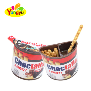 Nouveauté : Boîte de présentation de 12 bâtonnets de biscuits à tremper dans la crème au chocolat et aux noisettes, en vrac, vente en gros - Product Image 2