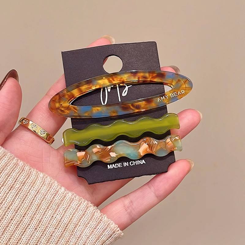 สูทสีน้ำเงิน-เขียว