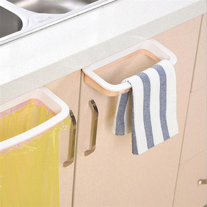 Soporte para bolsas de basura montado en la puerta de la cocina, estante de plástico de diseño minimalista para uso en la cocina - Product Image 2