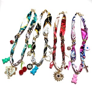 Nuevo Collar de Moda con Accesorios, Ojo Turco, Cereza, Pez, Corazón, Oso, Cruz, Estrella, Manzana, Hongo, Chile, Collar de Cuerda - Product Image 1