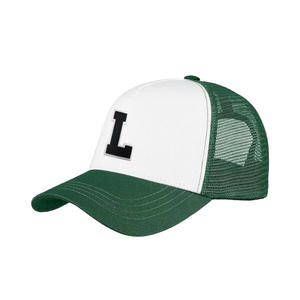 Casquette de camionneur bicolore unisexe avec logo de broderie personnalisé du fabricant structuré à 5 panneaux avec dos en maille respirante et bord incurvé pour le sport - Product Image 2