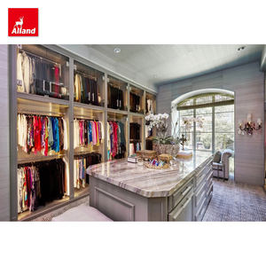 Armario Vestidor de Lujo con <span class=keywords><strong>Puertas</strong></span> de Madera Maciza Tradicional, Cajones Elevados, Puerta de Vidrio, Zapatero, con Luz y Moldura Superior - Product Image 5