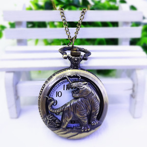 Reloj de Bolsillo Vintage con Tapa Abatible, Diseño Antiguo en Bronce, Cuarzo, con los Doce Signos del Zodiaco, para Estudiantes Mayores, Venta al Por Mayor - Product Image 4