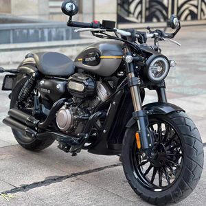 Benelli Jindila <span class=keywords><strong>300</strong></span> - Moto Sport Cruiser con Motore Bicilindrico Parallelo Raffreddato a Liquido, Iniezione Elettronica e Trasmissione a Cinghia - Product Image 1
