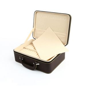 Boîte à bijoux en bois WEIMEI avec logo personnalisé pour mariage brun rustique métallique - Product Image 4
