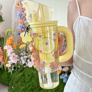 Modello Estate 2025 Tazza Gigante per Acqua di Alta Qualità, Portatile, Grande Capacità, con Cannuccia, Tazza Ton-Ton per Bambini, in Plastica con Corda Diretta - Product Image 5