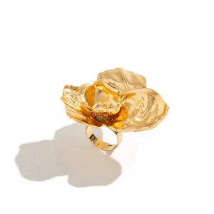 Anello di moda Punk per uomo e donna anello anello grande fiore pieno d'oro - Product Image 6
