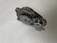 ZCEC OEM Engine Parts PC200-7 SAA6D102E-2 Lubricating Oil Pump 6731-51-111 673151111 Lubricating Oil Pump,Oil Pump Assembly