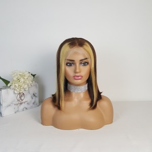 Parrucca <span class=keywords><strong>Bob</strong></span> Corta da <span class=keywords><strong>Donna</strong></span> 13x4 Trasparente con Frangia Dritta, Capelli Umani Brasiliani Naturali, 10 Pollici Pre-Plucked - Product Image 5
