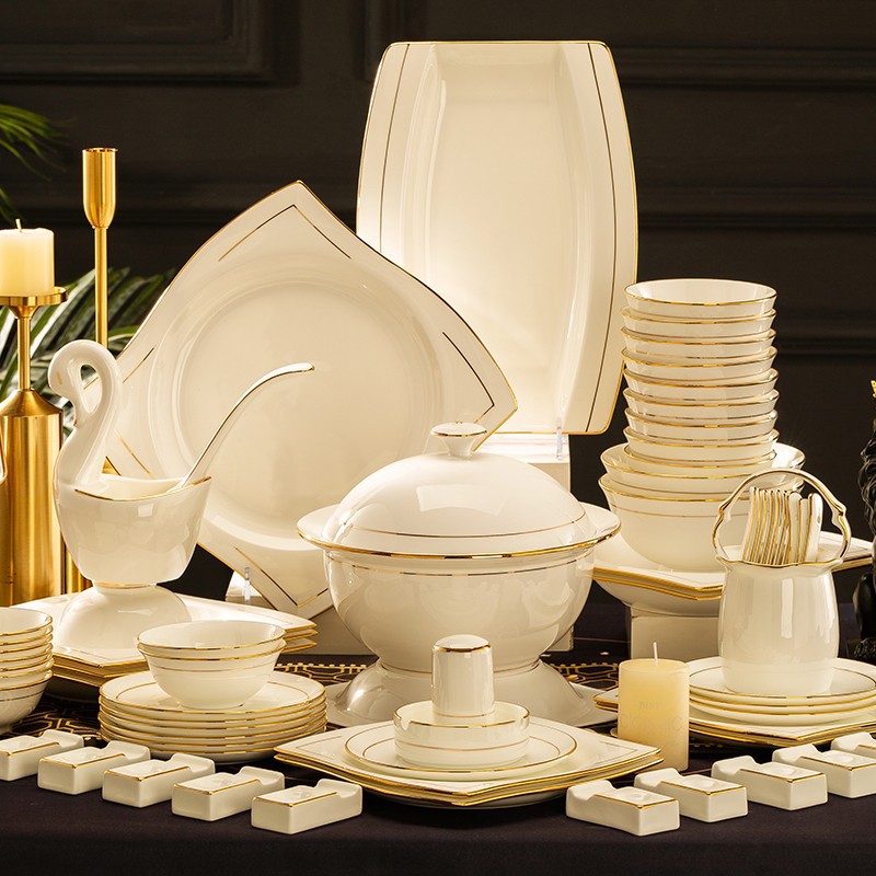 52 Peças Jantar Conjuntos Luxo Jingdezhen Cerâmica Porcelana Osso Louça Set Gold Rim High End Hotel Louça