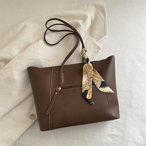 <span class=keywords><strong>Sac</strong></span> fourre-tout grande capacité tendance 2026, couleur unie, <span class=keywords><strong>sac</strong></span> à bandoulière simple, <span class=keywords><strong>sac</strong></span> pour femme mode <span class=keywords><strong>printemps</strong></span>-été - Product Image 5