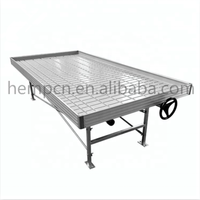 Système de tables hydroponiques pour micro-pousses avec bacs de culture par inondation