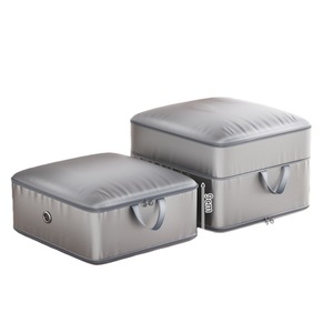 Bolsa de compresión para edredones de satén, organizador de almacenamiento a prueba de humedad de gran capacidad, forma rectangular para ropa y chaquetas de plumón - Product Image 1