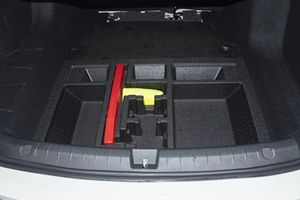 AUTO BYD Qin <span class=keywords><strong>L</strong></span> Sedán 120KM Edición <span class=keywords><strong>H</strong></span>íbrida de Conducción Inteligente AWD 4 Puertas 5 Plazas con Asientos de Cuero <span class=keywords><strong>E</strong></span>-CVT 0-100km/<span class=keywords><strong>h</strong></span> 7.6s - Product Image 6