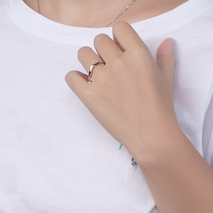 Simple <b>titanium</b> steel band heart-shaped <b>ring</b> for women, geometric smooth heart design, colorfast and won't fade. - Product Image 3