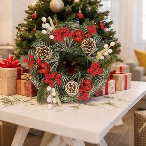 Guirnalda Navideña Artificial de PVC con Bayas Rojas y Piñas - Decoración Rústica para Fiestas Navideñas para Puerta Principal o para Colgar en la Pared - Product Image 3