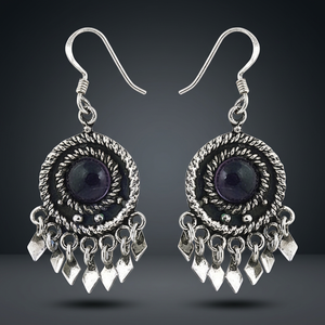 Boucles d'oreilles créoles en argent au design unique féminin avec accessoire de mode en pierre précieuse améthyste - Product Image 2