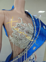 Robe de soirée sirène de luxe bleu roi en satin Ocstrade avec strass, franges, découpes, volants et traîne en tulle, dos nu, pour bal de promo et occasions formelles