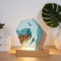 Lampe de table en résine artisanale Océan, lampe décorative LED créative pour atelier d'artisanat et aménagement intérieur (vente en gros)