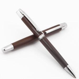 Stylo à bille promotionnel en cuir marron torsadé de style exécutif - Product Image 1