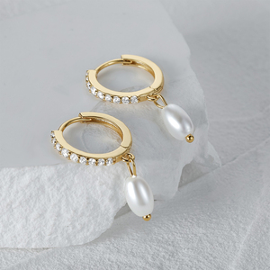 Aretes Colgantes CANNER Clásicos y Sencillos de 6mm con Perla y Circonita 5A, Plata de Ley S925 - Product Image 1