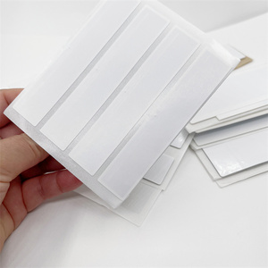 Getsmart U8 GEN 2 ISO18000 6C RFID Dry Inlay U Code 8 128-bit EPC de Largo Alcance para Inventario de Ropa en Comercios Minoristas - Product Image 2