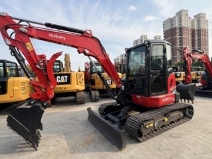 Mini-excavatrice sur chenilles Kubota KX057 4,5 tonnes, fabrication japonaise, rotation zéro de la queue - Product Image 6