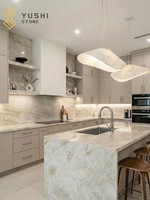 Îlot en quartzite gris crémeux YUSHI Taj Mahal, comptoir de cuisine personnalisable en quartzite Naica pour la décoration intérieure d'hôtels et de villas