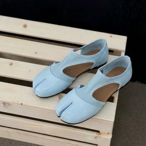 Auf Lager: Neue Damen-Ballerinas im spanischen Stil aus Stretch-Gewebe mit geteilter Zehenpartie, flache Freizeitschuhe mit Cut-Outs, Frühjahr 2026 - Product Image 5