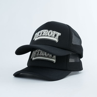 Casquette Trucker de Haute Qualité à 5 Panneaux en Coton, Vente en Gros, Personnalisable avec Logo Brodé Plat