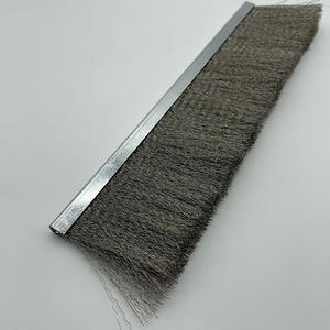 Brosse <span class=keywords><strong>de</strong></span> <span class=keywords><strong>porte</strong></span> large balaye le joint Garage Roll Up Door Brush Sweep Durable Easy Mounting for Exterior Doors - Product Image 2