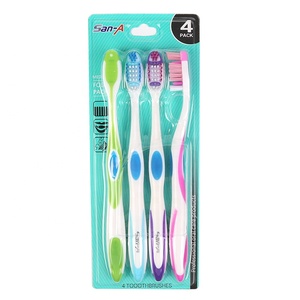 Cepillo Manual Premium Modelo Nueve <span class=keywords><strong>Diecisiete</strong></span> con Raspador de Lengua Integrado, Cuidado Bucal Eficaz Esencial - Product Image 1